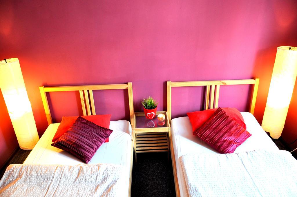 פוזנן Hostel Awangarda חדר תמונה