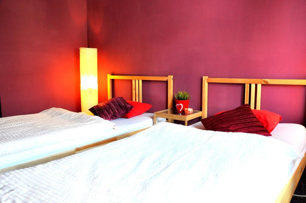 פוזנן Hostel Awangarda חדר תמונה