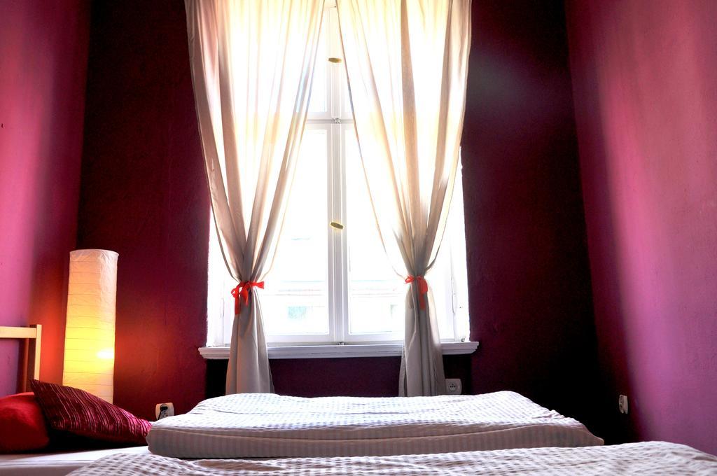 פוזנן Hostel Awangarda חדר תמונה