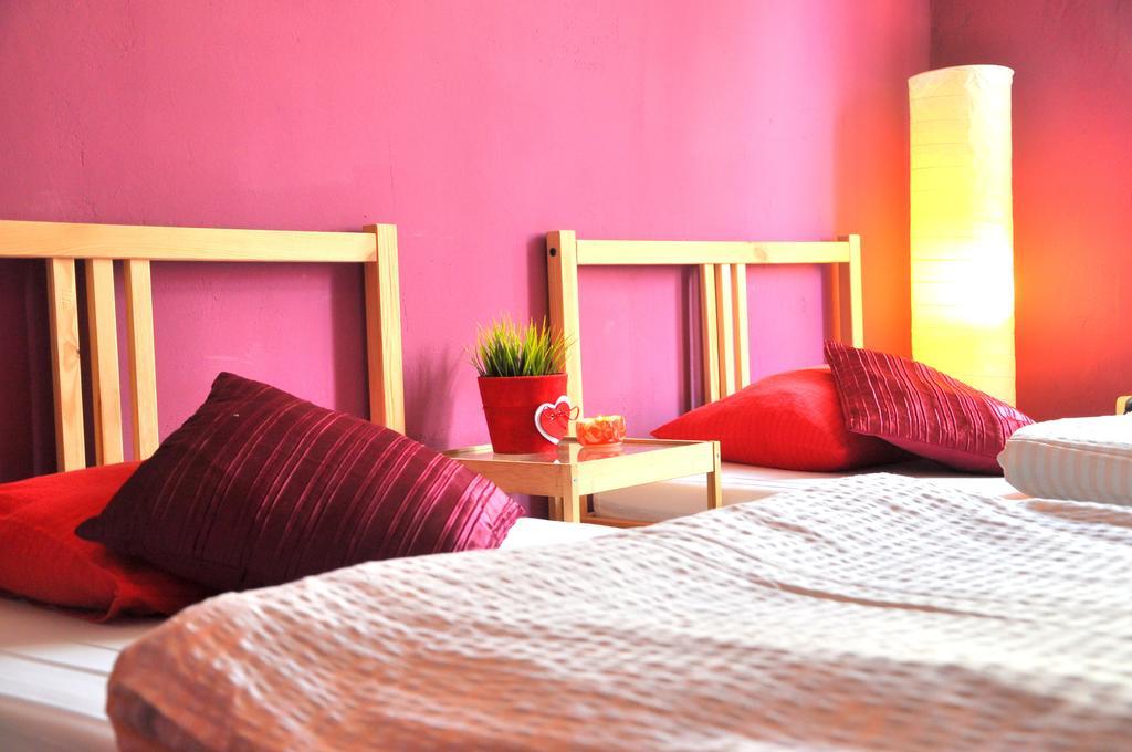 פוזנן Hostel Awangarda חדר תמונה