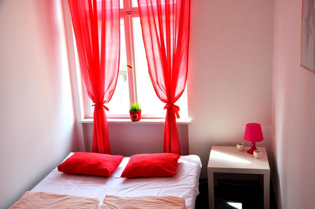 פוזנן Hostel Awangarda חדר תמונה