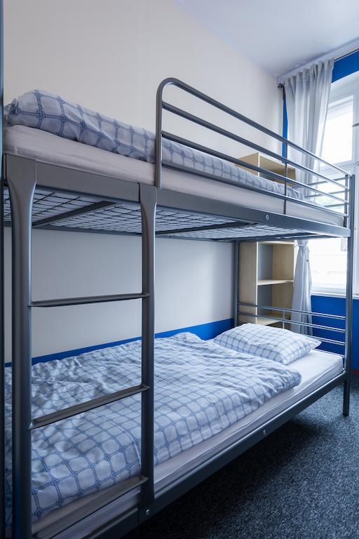 פוזנן Hostel Awangarda מראה חיצוני תמונה