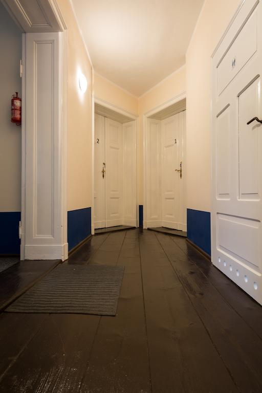 פוזנן Hostel Awangarda מראה חיצוני תמונה